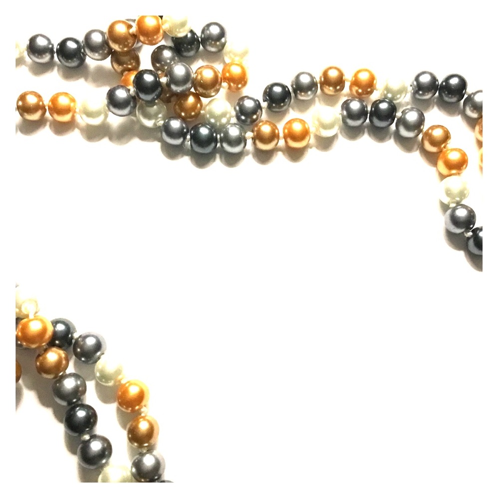 ⚜️Tri color Classic Cultured Pearl  Necklace ⚜️